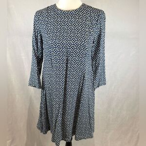 H&M blue black and white all over print shift dress size 4